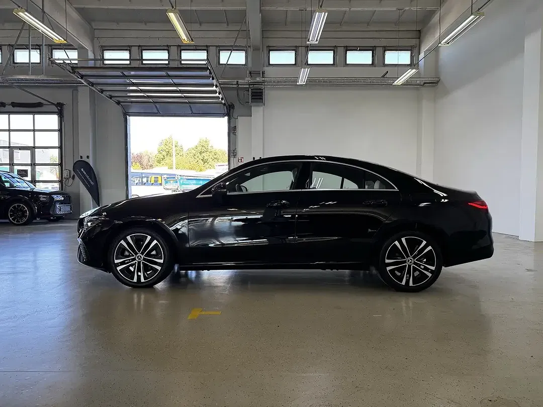 Mercedes-Benz CLA 180 Progressive - Thumbnail 9