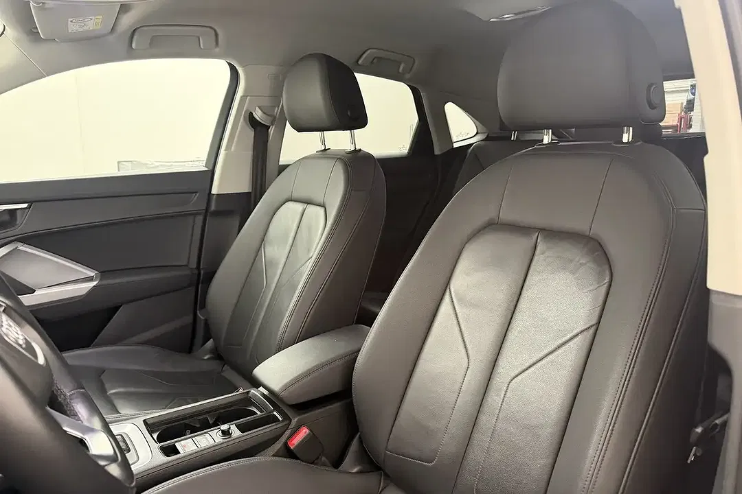 Audi Q3 45 TFSI e Sportback - Thumbnail 5
