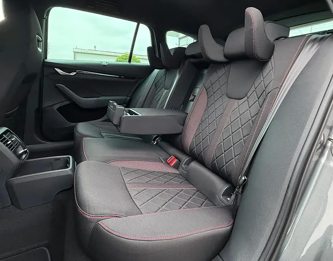 Skoda Octavia 2.0 TSI DSG vRS Combi - Thumbnail 10