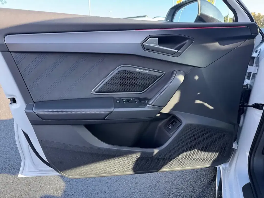 CUPRA Leon 1.5 PHEV VZ Matrix LED Edition - Thumbnail 11
