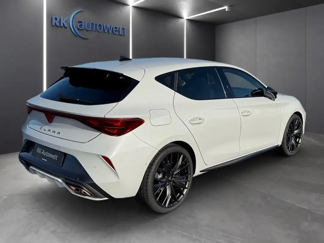 CUPRA Leon 1.5 PHEV VZ Matrix LED Edition - Thumbnail 4