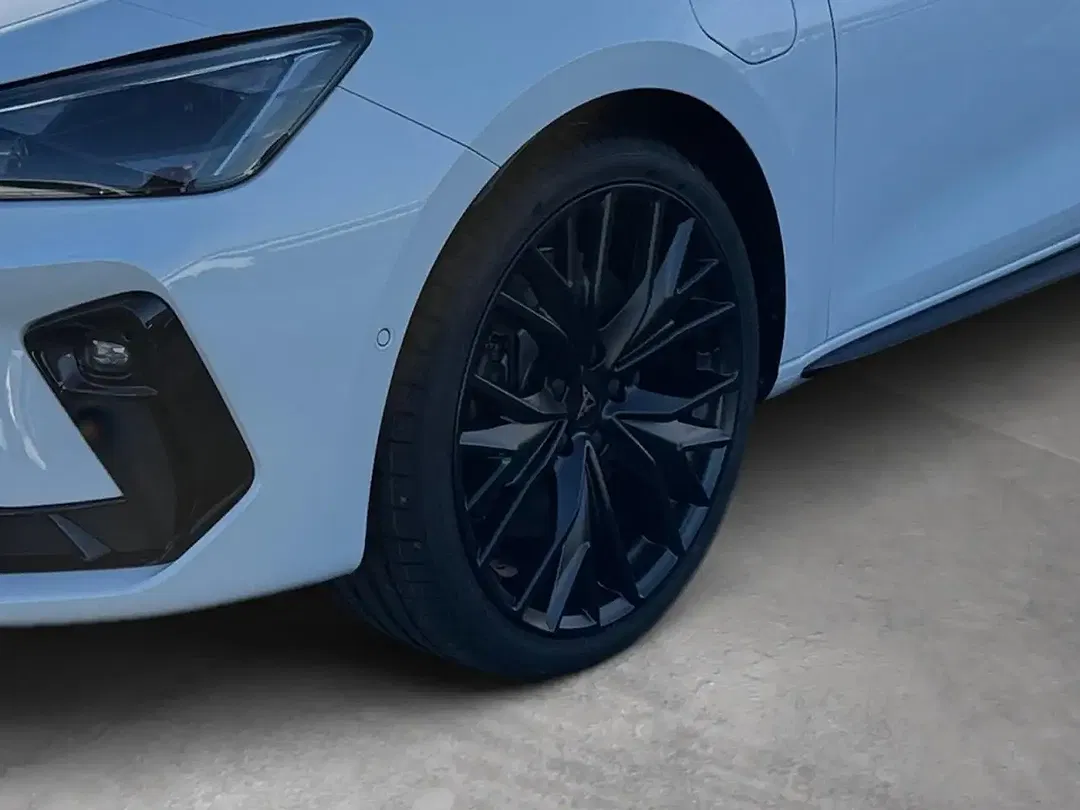 CUPRA Leon 1.5 PHEV VZ Matrix LED Edition - Thumbnail 8