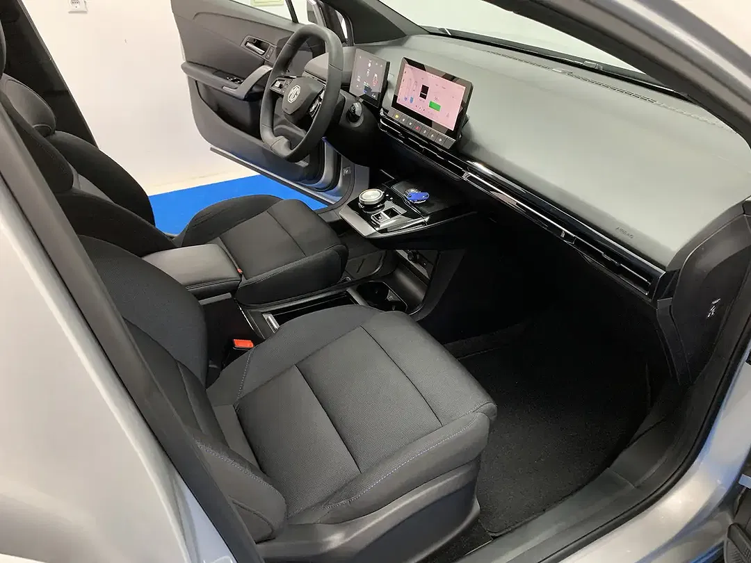 MG MG4 - Thumbnail 10