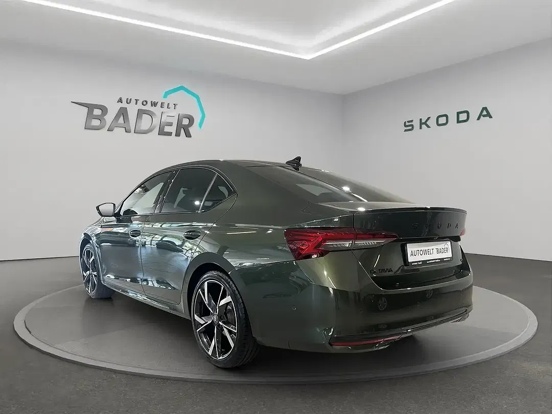 Skoda Octavia 2.0 TSI Sportline - Thumbnail 4