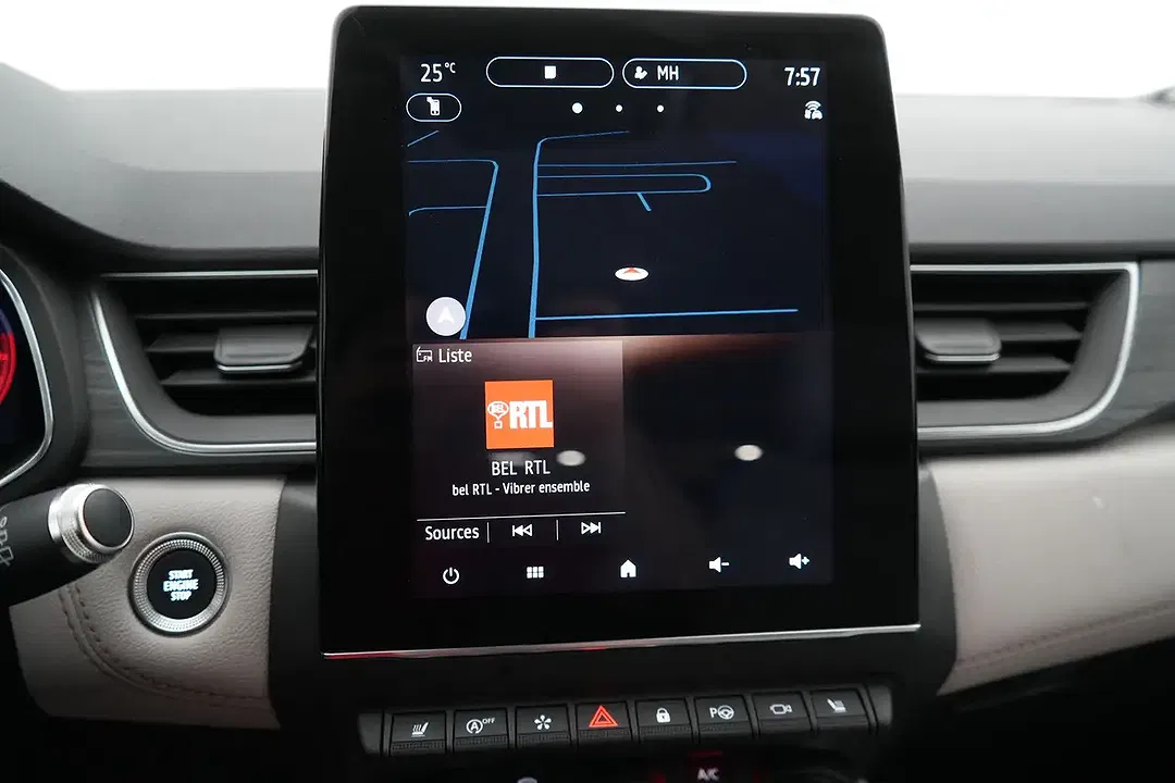 Renault Captur 1.3 TCe EDC Initiale Paris - Thumbnail 8