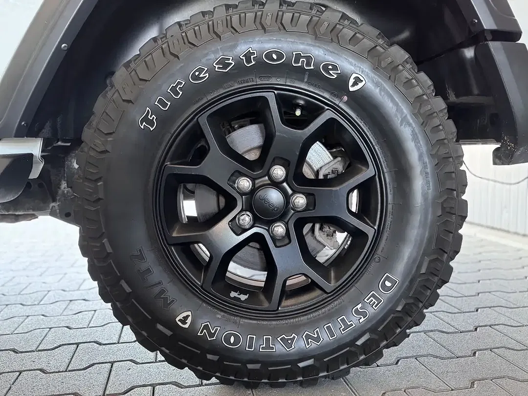 Jeep Wrangler Willys - Thumbnail 10
