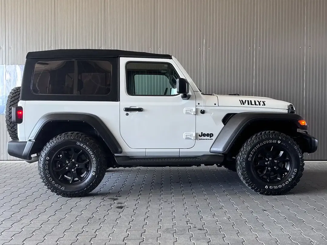 Jeep Wrangler Willys - Thumbnail 13