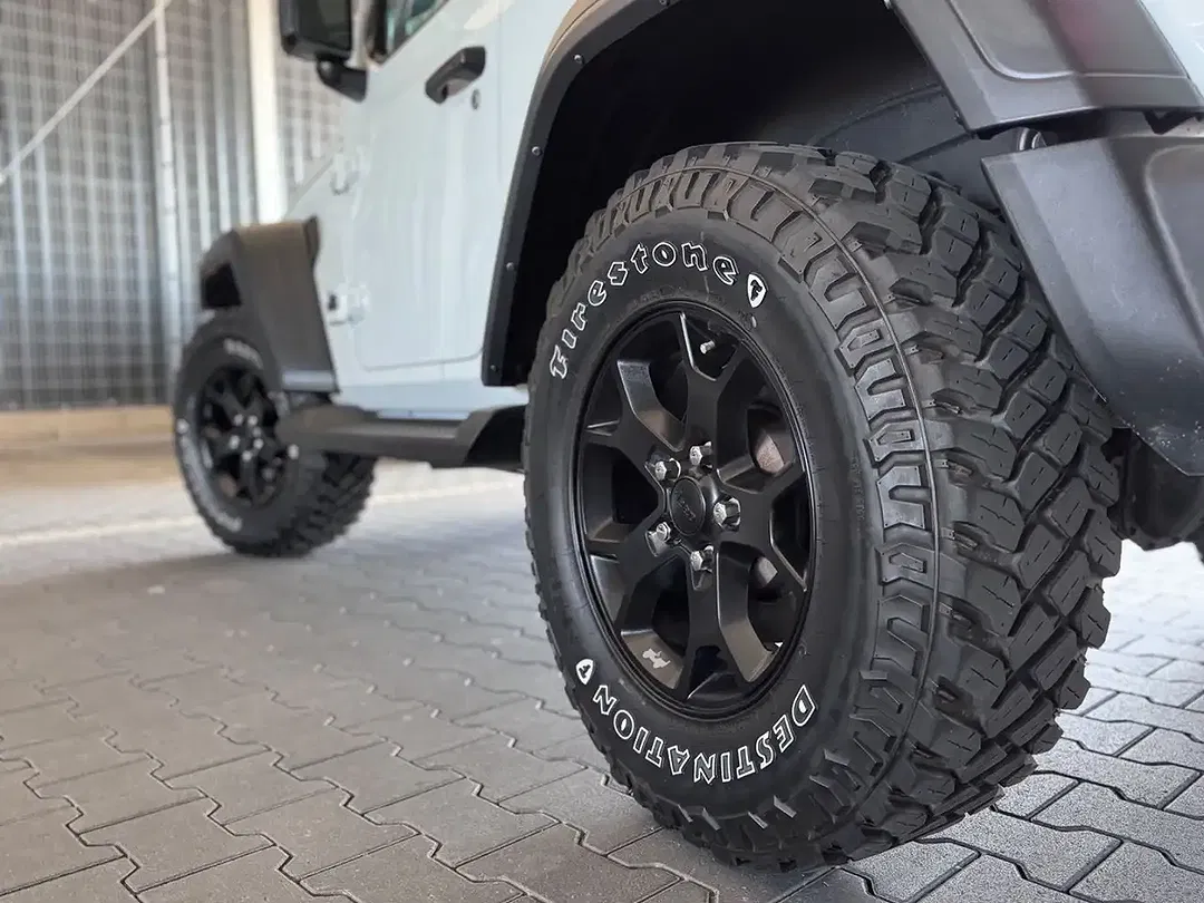 Jeep Wrangler Willys - Thumbnail 9