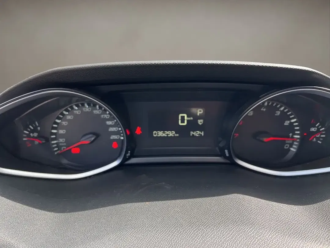 Peugeot 308 Active SW - Thumbnail 11