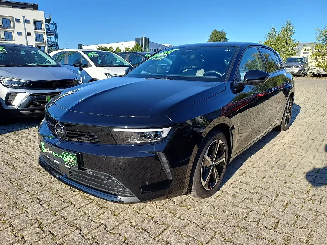 Opel Astra 1.2 Turbo Edition - Thumbnail 1
