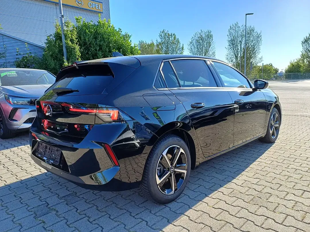 Opel Astra 1.2 Turbo Edition - Thumbnail 4