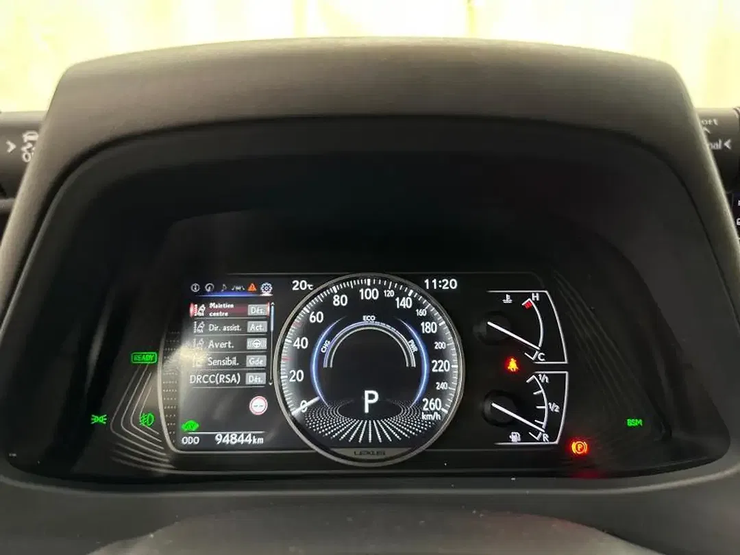 Lexus UX 250h - Thumbnail 12