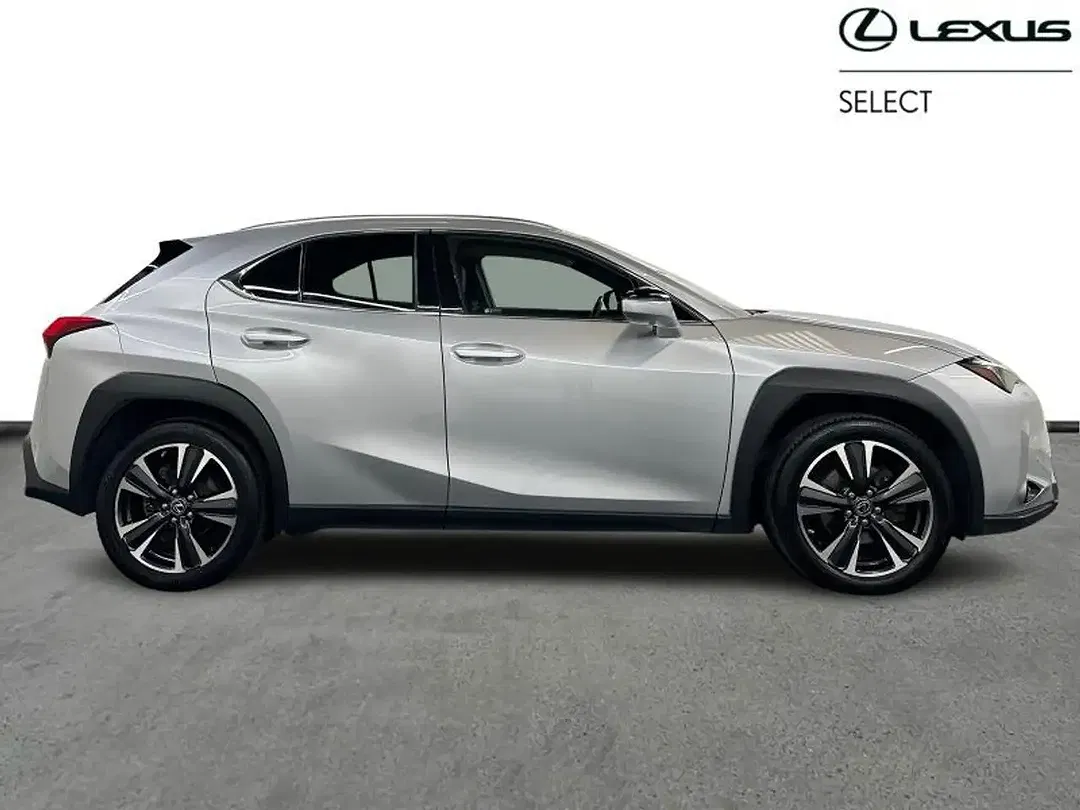 Lexus UX 250h - Thumbnail 14