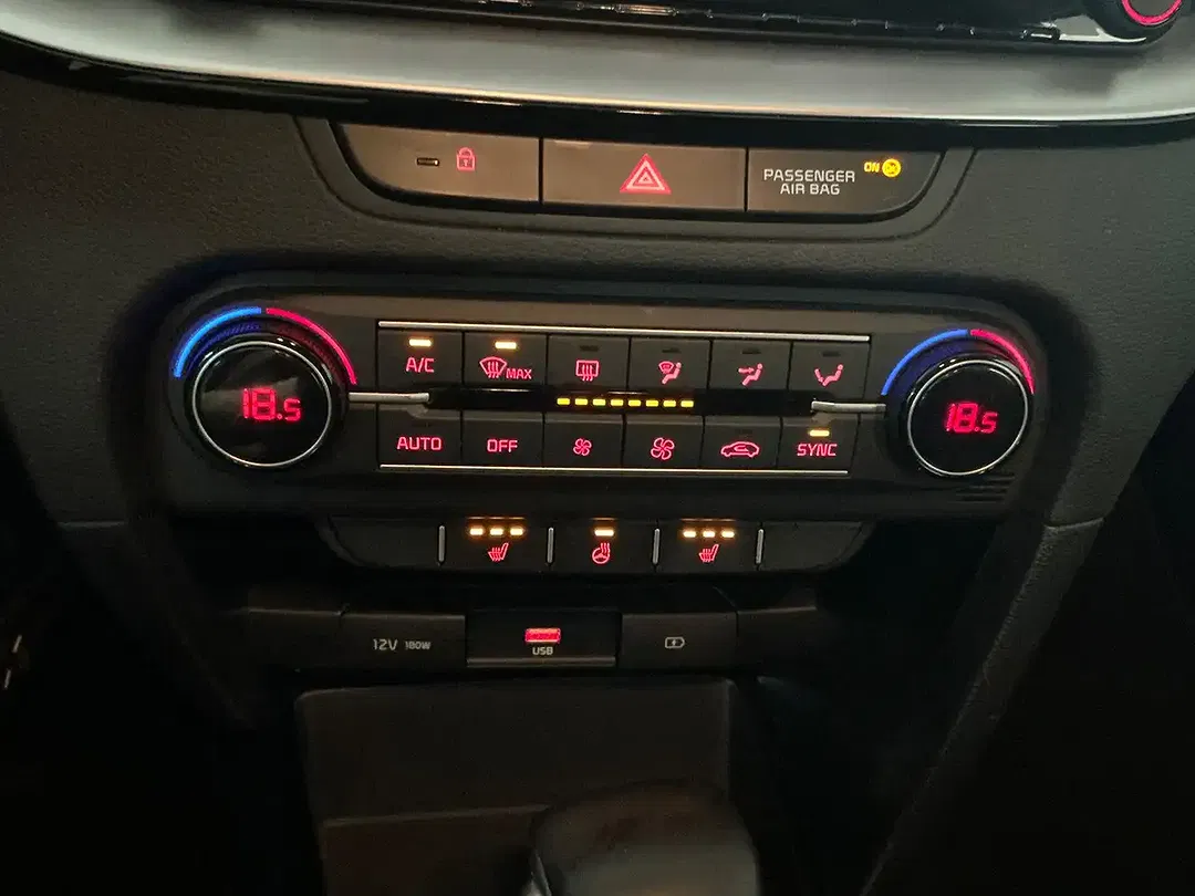 Kia Ceed / cee'd 1.5 T-GDI Vision - Thumbnail 18
