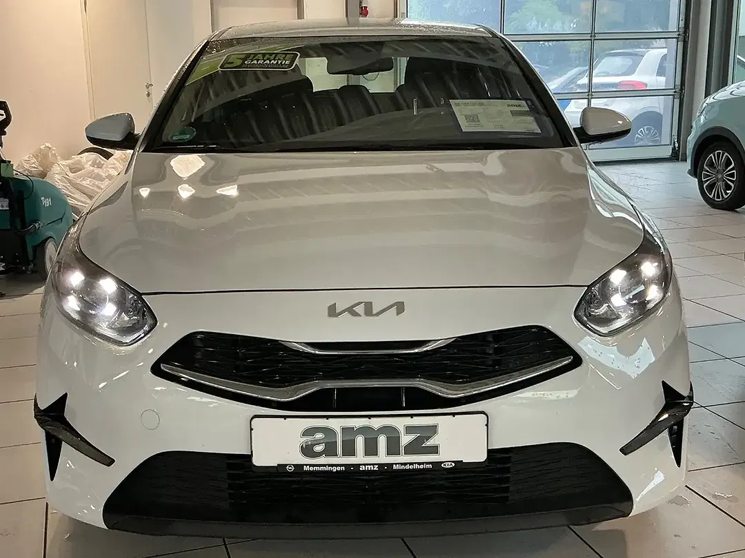 Kia Ceed / cee'd 1.5 T-GDI Vision - foto 2