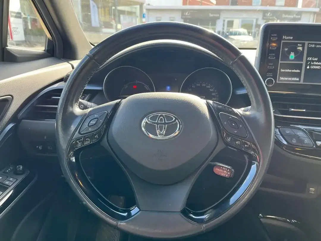 Toyota C-HR - Thumbnail 10