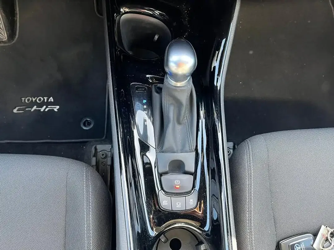 Toyota C-HR - Thumbnail 14