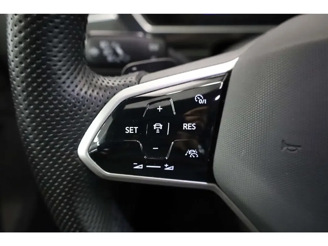 Volkswagen Tiguan 2.0 TDI BlueMotion 4Motion R-Line - Thumbnail 10