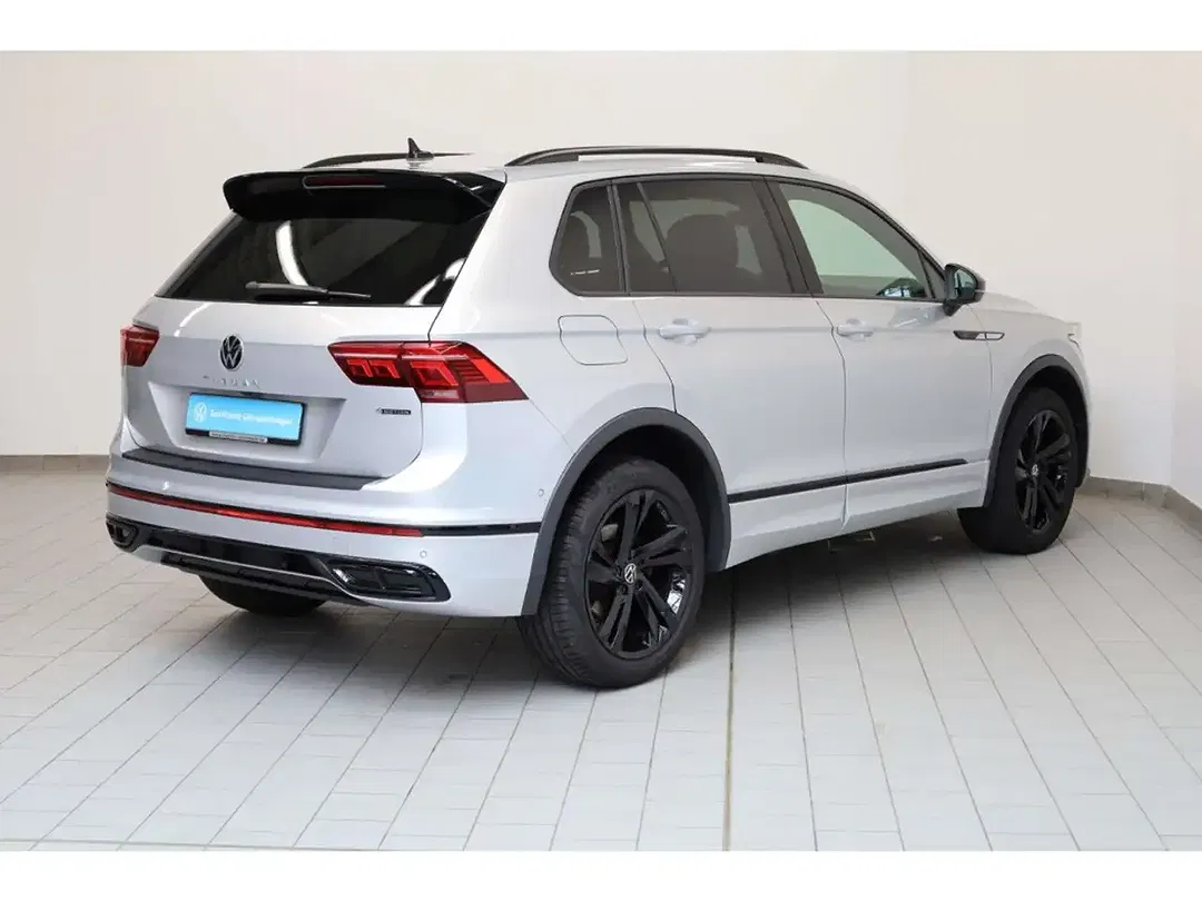 Volkswagen Tiguan 2.0 TDI BlueMotion 4Motion R-Line - Thumbnail 3