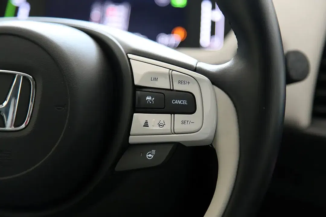 Honda Jazz 1.5 i-MMD Hybrid Executive - Thumbnail 13