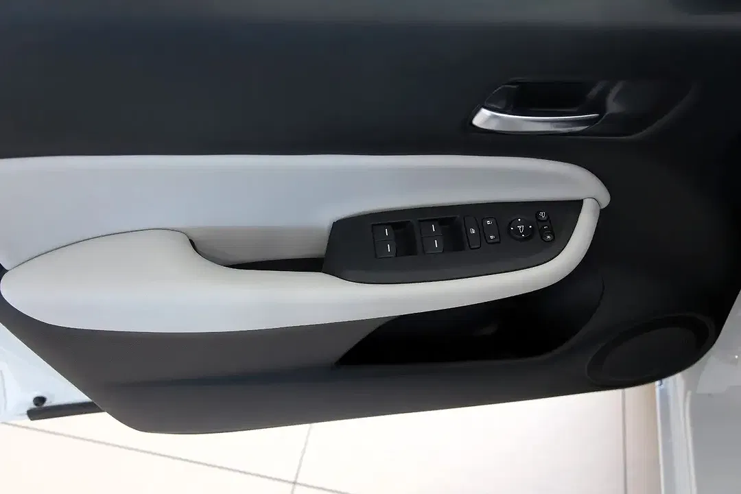 Honda Jazz 1.5 i-MMD Hybrid Executive - Thumbnail 23