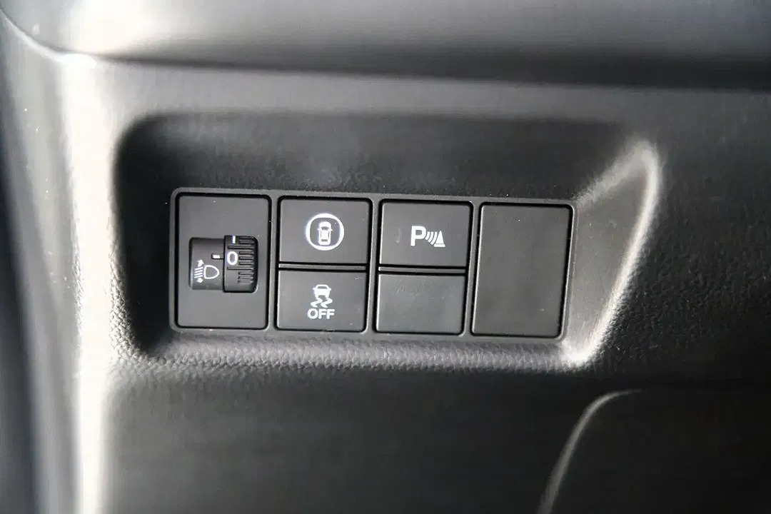 Honda Jazz 1.5 i-MMD Hybrid Executive - Thumbnail 24