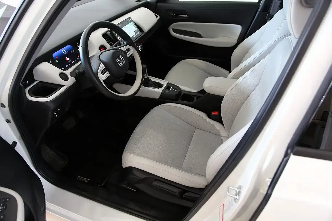 Honda Jazz 1.5 i-MMD Hybrid Executive - Thumbnail 5