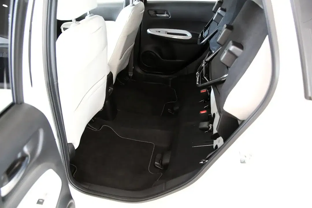 Honda Jazz 1.5 i-MMD Hybrid Executive - Thumbnail 7