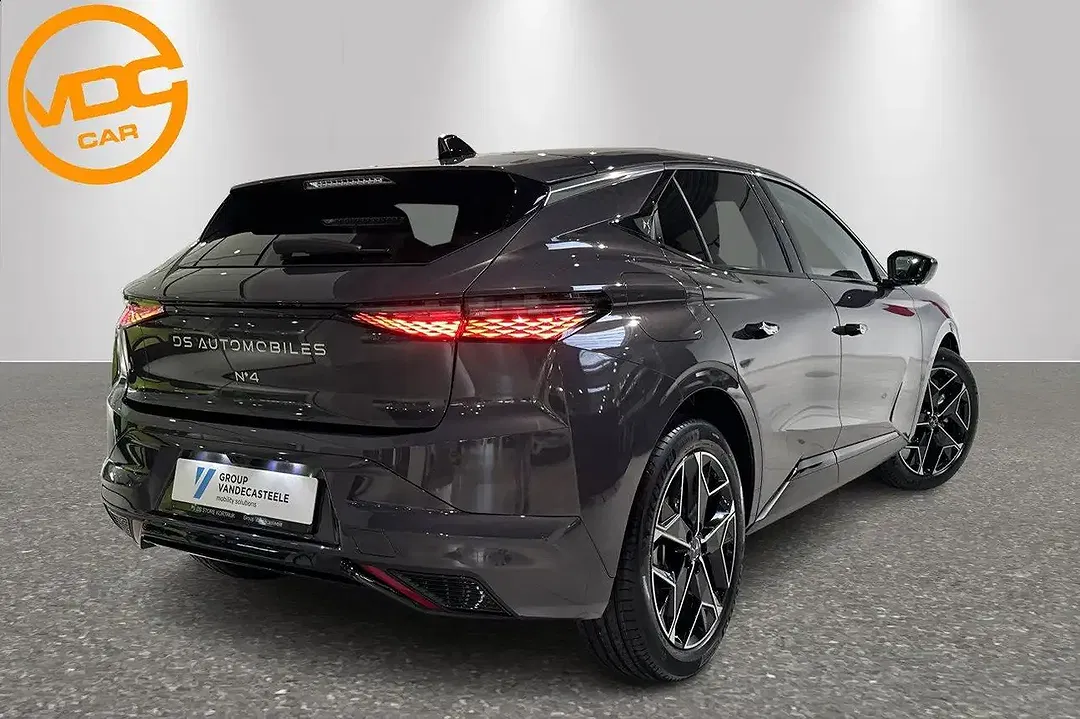 DS Automobiles DS 4 - Thumbnail 3