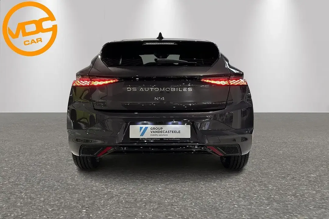 DS Automobiles DS 4 - Thumbnail 6