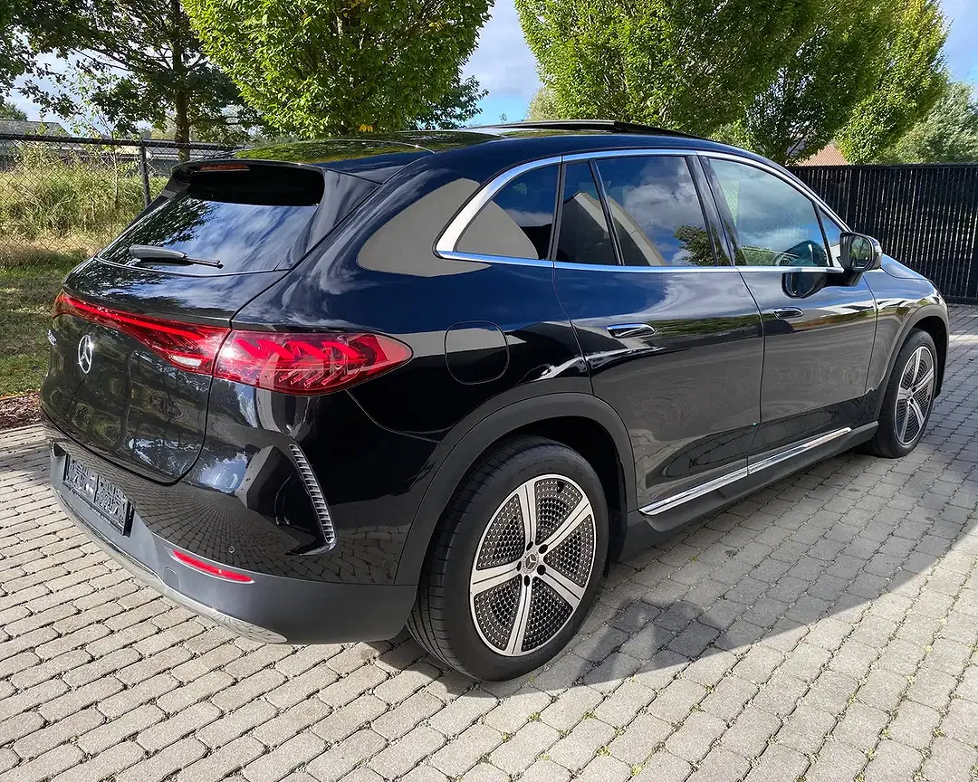 Mercedes-Benz EQE SUV Executive Plus Edition - Thumbnail 4