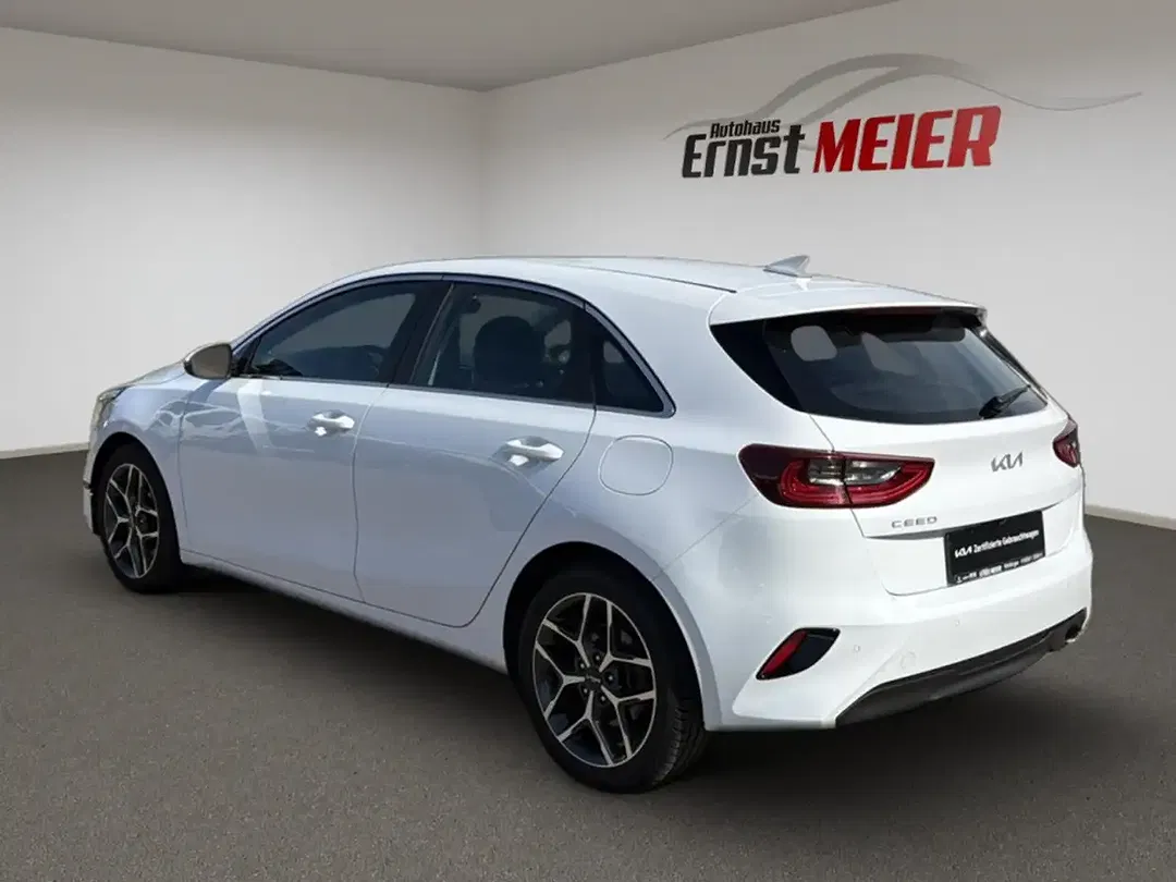 Kia Ceed / cee'd 1.5 DCT Spirit - Thumbnail 3