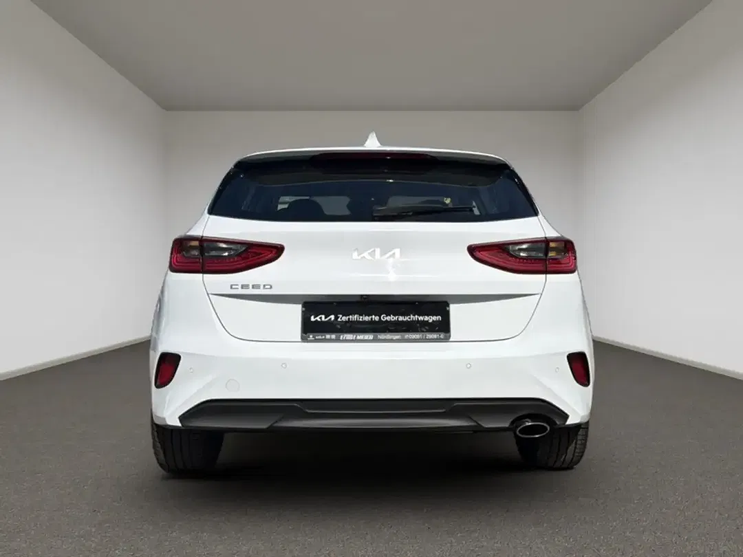 Kia Ceed / cee'd 1.5 DCT Spirit - Thumbnail 4