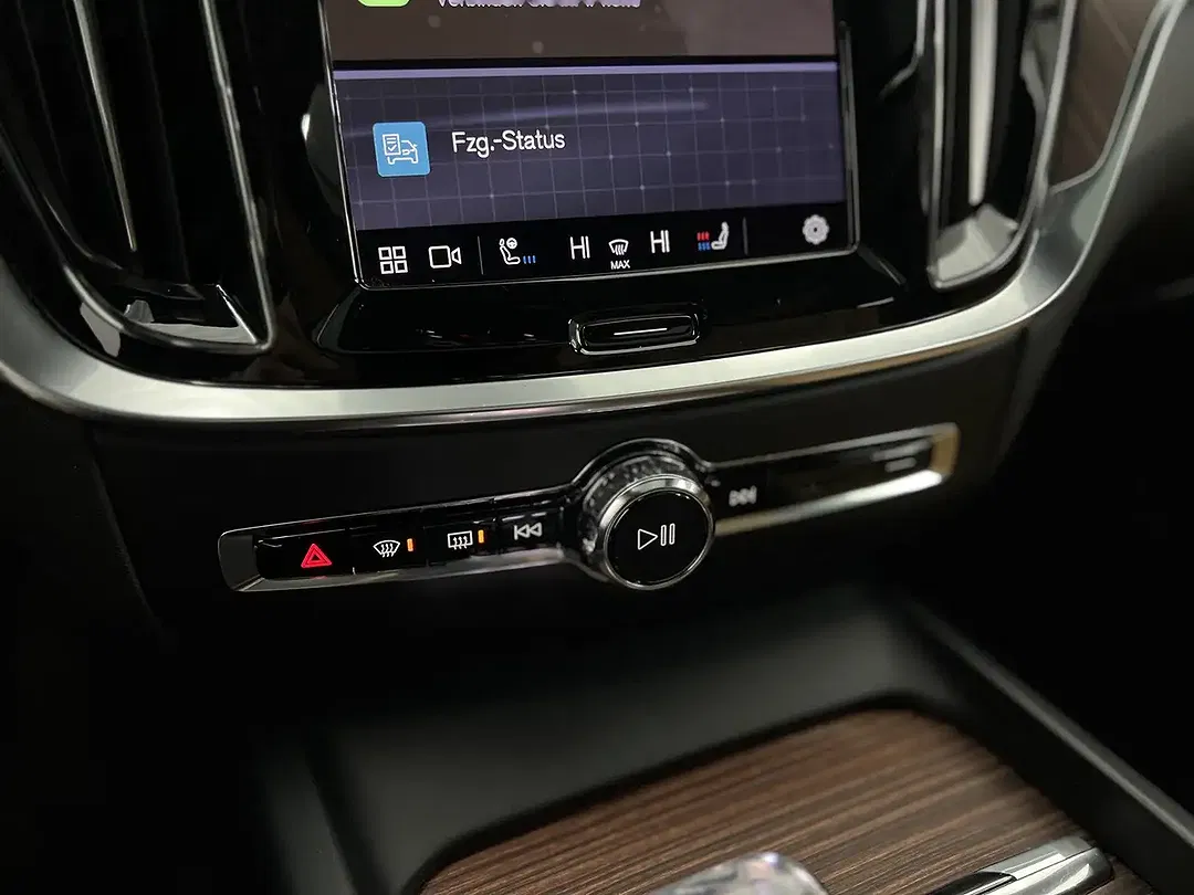 Volvo S60 B5 AWD Ultimate Dark - Thumbnail 18