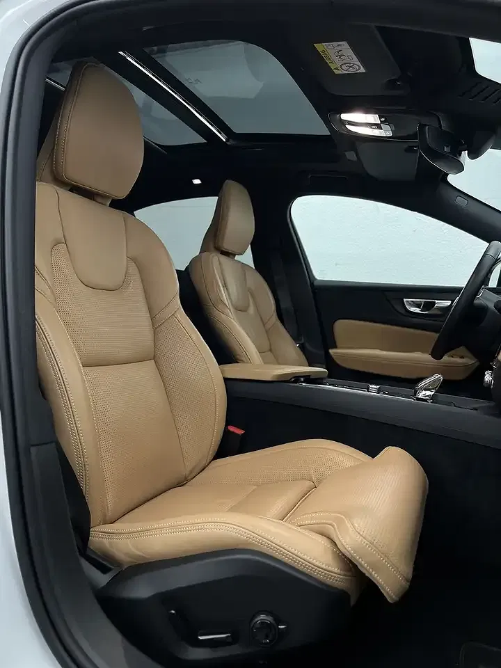Volvo S60 B5 AWD Ultimate Dark - Thumbnail 8