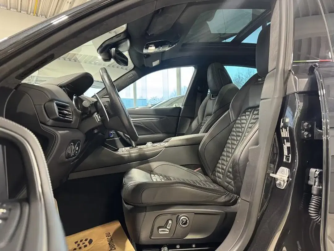 Maserati Levante 3.8 V8 Trofeo - Thumbnail 10