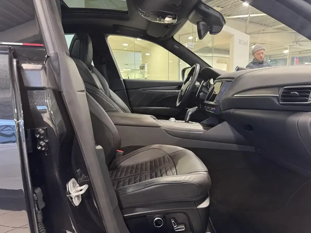 Maserati Levante 3.8 V8 Trofeo - Thumbnail 13