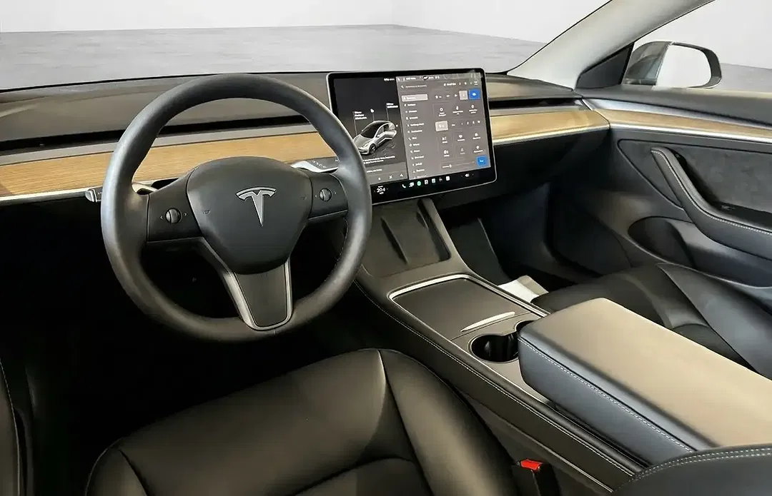 Tesla Model 3 RWD Standard Range Plus - Thumbnail 9