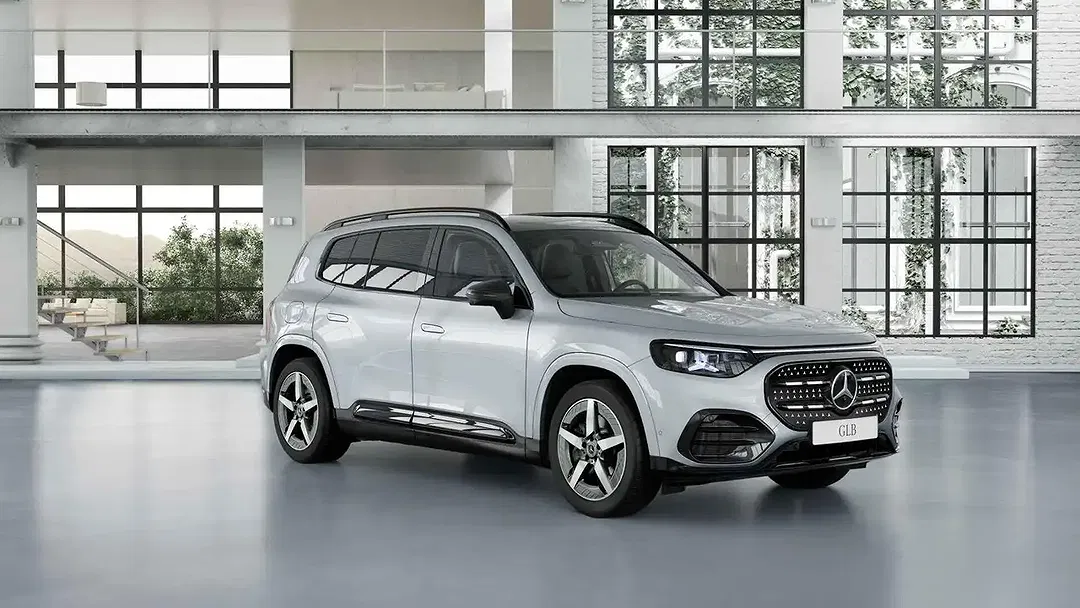Mercedes-Benz GLB 250 AMG Line - Thumbnail 2