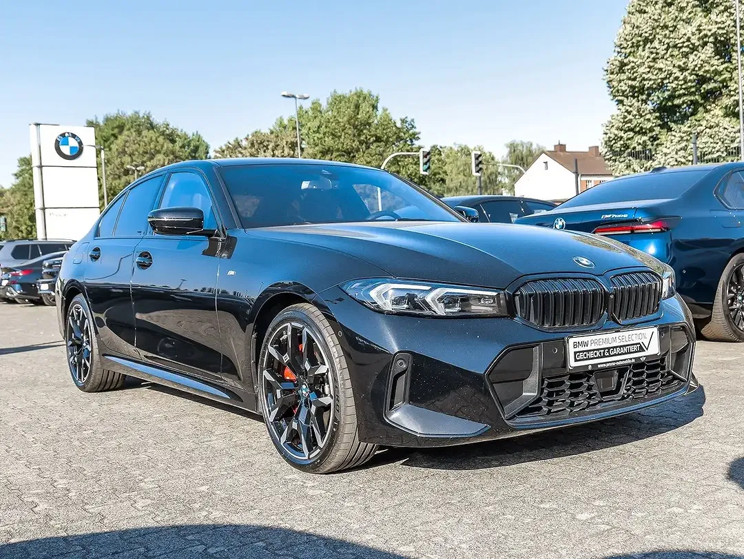 BMW 330 xDrive M Sport Pro - Thumbnail 6