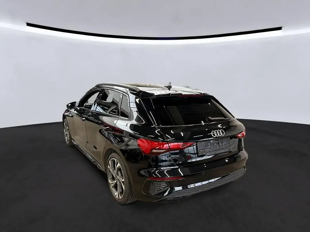 Audi A3 Sportback S line - Thumbnail 5