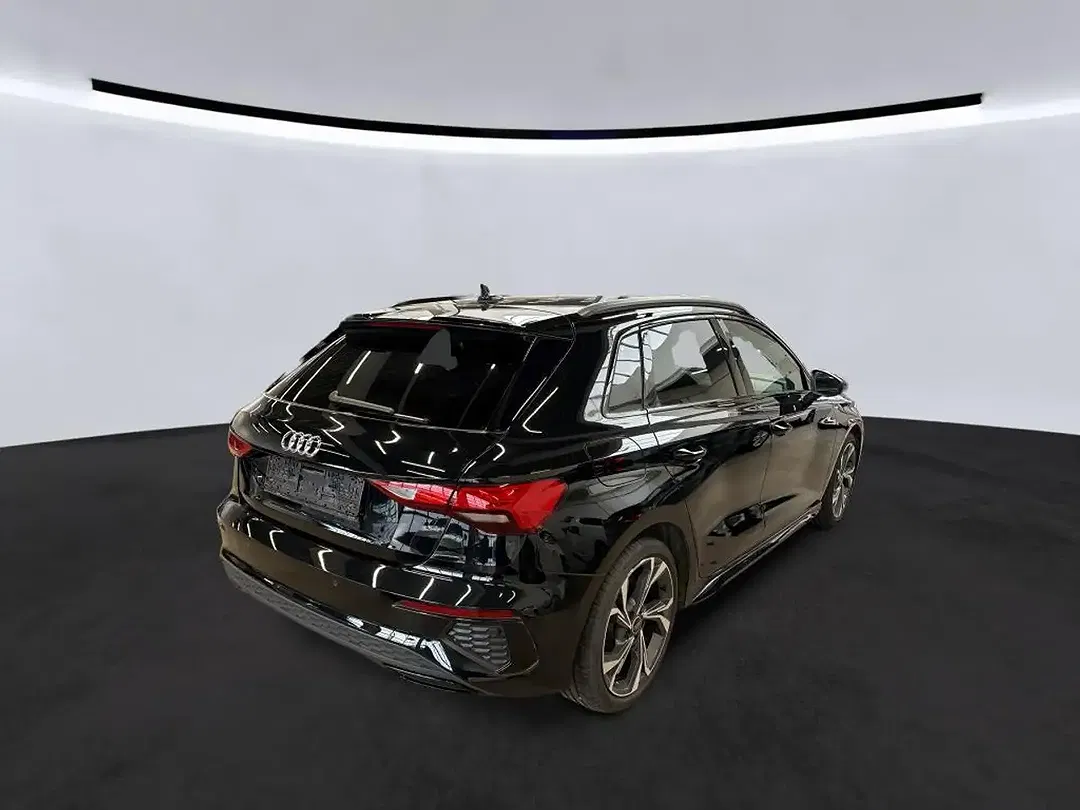 Audi A3 Sportback S line - Thumbnail 6