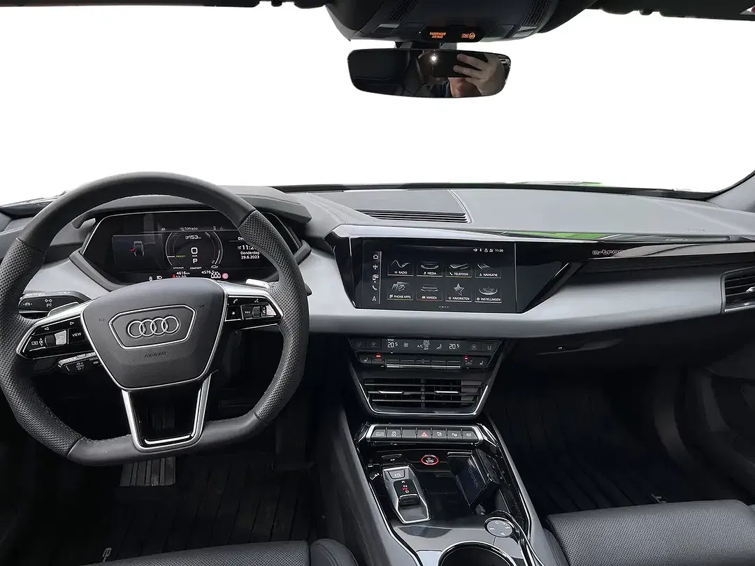 Audi e-tron GT 60 quattro - Thumbnail 5