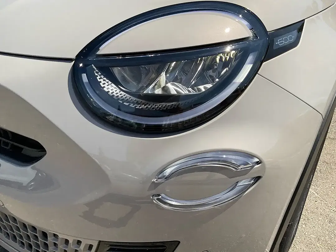 Fiat 600 1.2 AUT Icon - Thumbnail 3