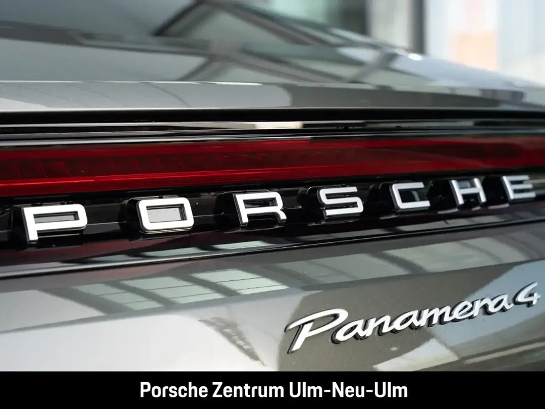 Porsche Panamera E-Hybrid 4 - Thumbnail 13