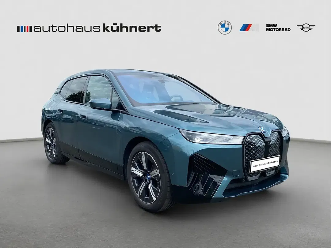 BMW iX xDrive - Thumbnail 9