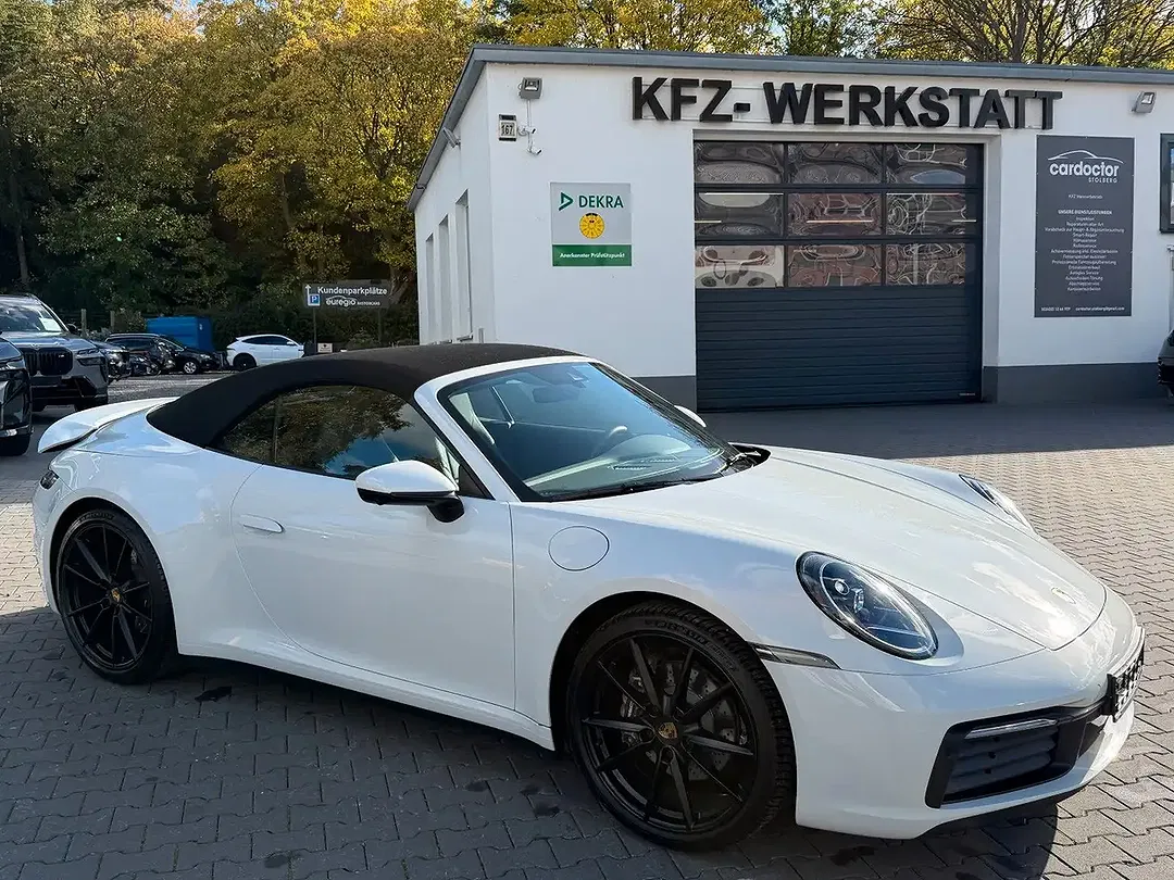 Porsche 911 AUT Carrera Cabriolet - Thumbnail 12