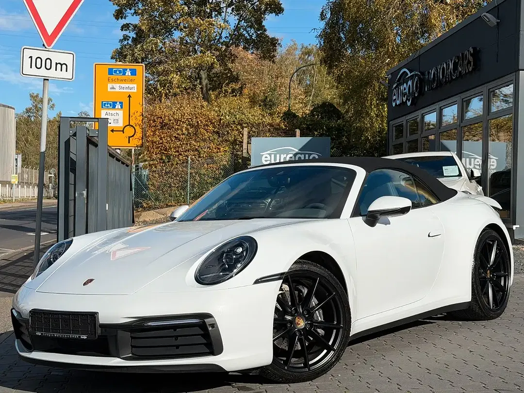Porsche 911 AUT Carrera Cabriolet - foto 2