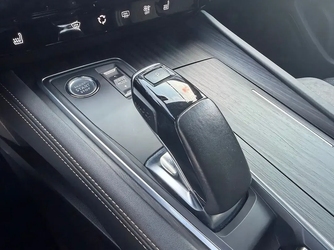 Peugeot 508 225 Hybrid GT SW - Thumbnail 12