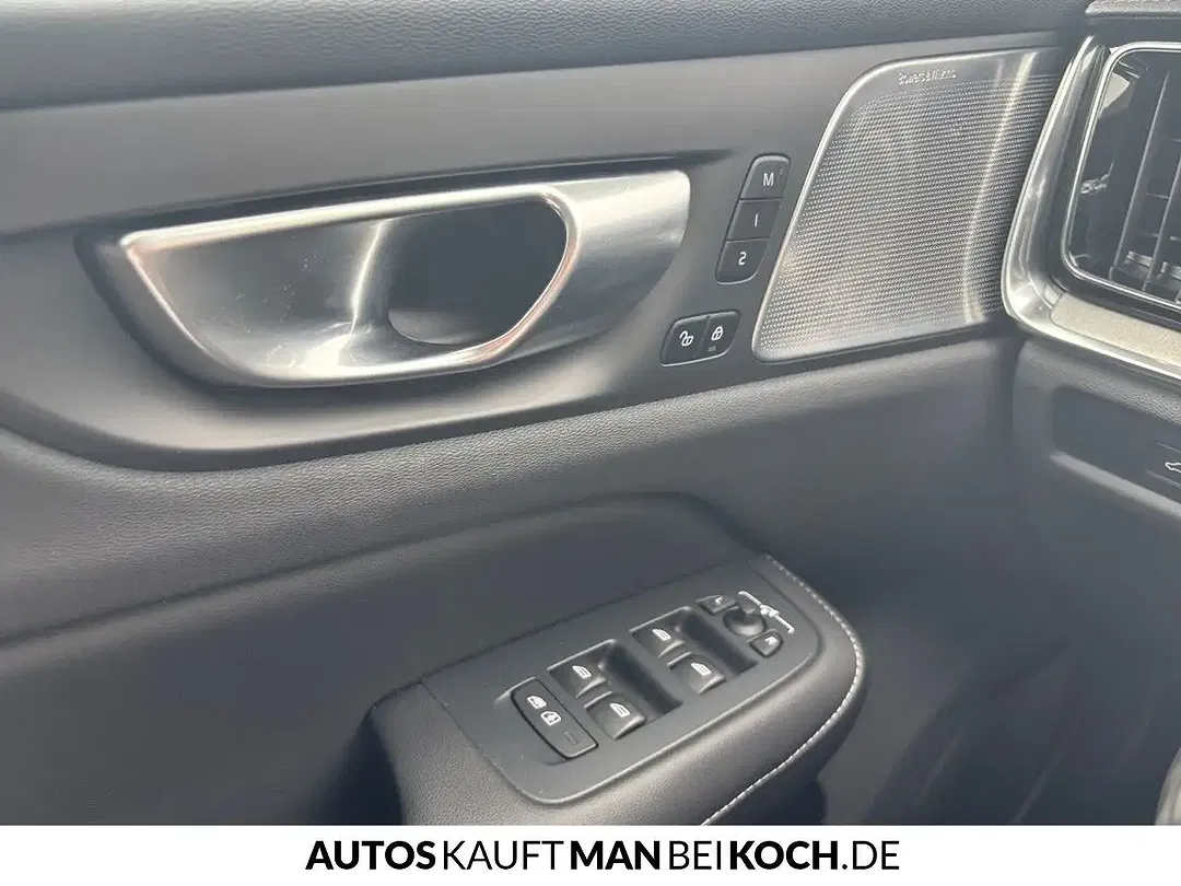 Volvo S60 B5 AWD Ultimate Dark - Thumbnail 12